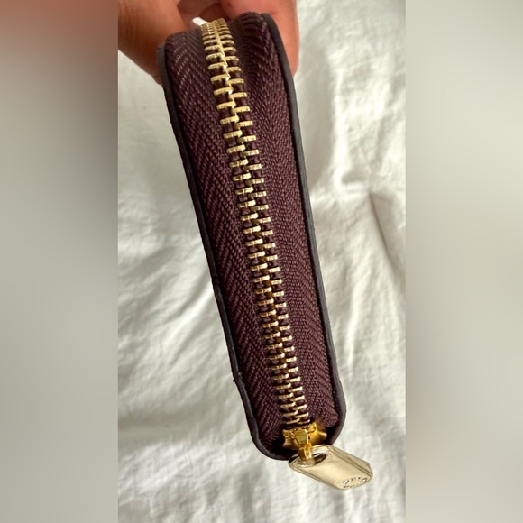 👑✅PRICE FIRM✅Fashion Brown Long Zip Around Wallet. NWOT - Picture 9 of 15